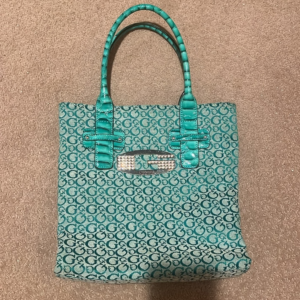 Guess Medium Purse